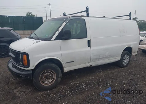 2002 Chevrolet Express from USA, damaged, VIN 1GCGG25W221245866